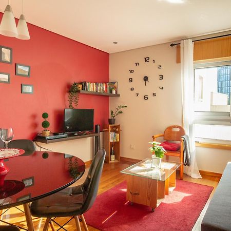 Francos Relaxing Apartment By The Metro Porto Exterior photo